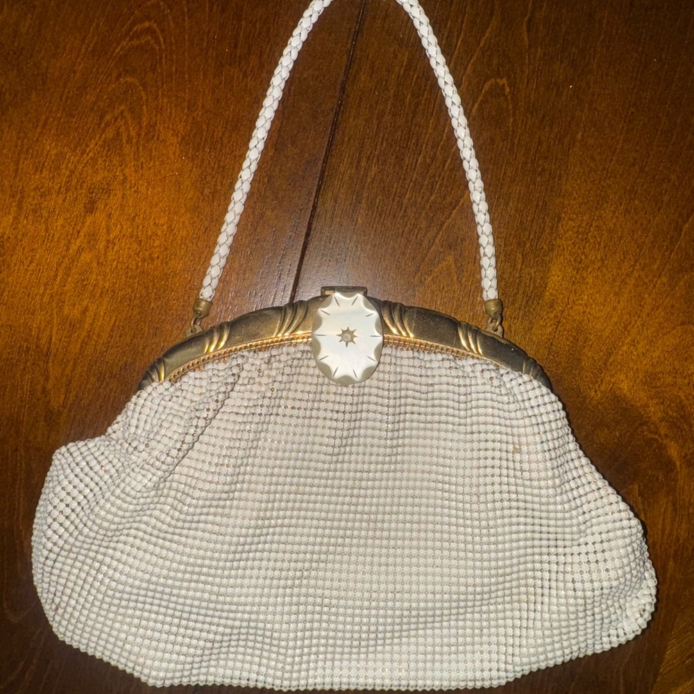 Elegant Vintage Cream Evening Bag